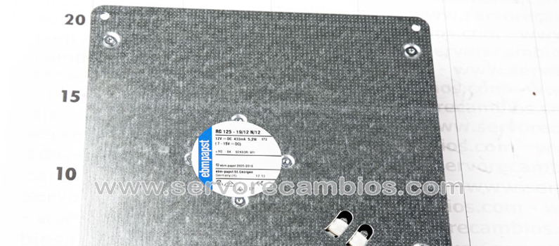 COMPACTOS RADIALES C.C. 180 x 180 x 40